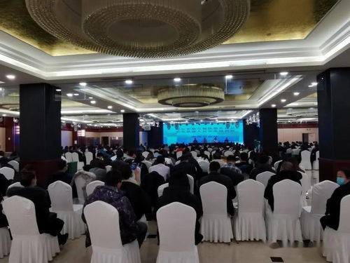 筑牢食安防線，提升專業(yè)能力——市餐飲服務(wù)食品安全從業(yè)人員業(yè)務(wù)培訓(xùn)班首站在準(zhǔn)旗成功召開(kāi)